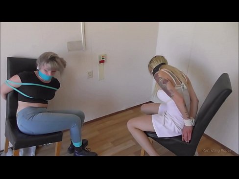 ❤️ Sõltuvuses / seotud ja suukorvistatud / neiu hädas ❤❌ Super porno at us ❤